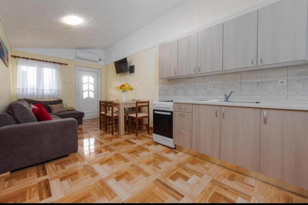Apartman Zlata Vir Dış mekan fotoğraf